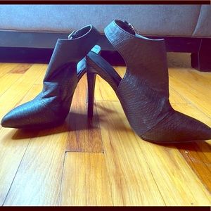 Ankle booties